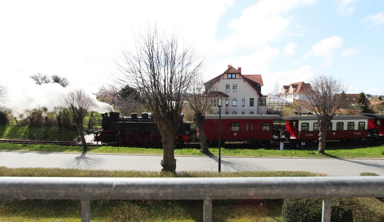 Ferienwohnung Am Molli Nr. 1 คูล็องสบอร์น ภายนอก รูปภาพ